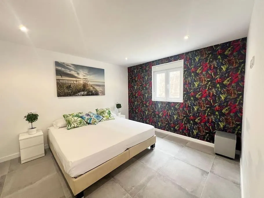 Casona Low Cost Fan Lujo Palma di Maiorca 0*,  Spagna
